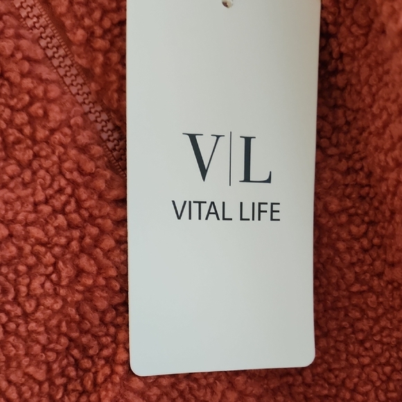 Warm Rust Fleece Pullover - Picture 5 of 9